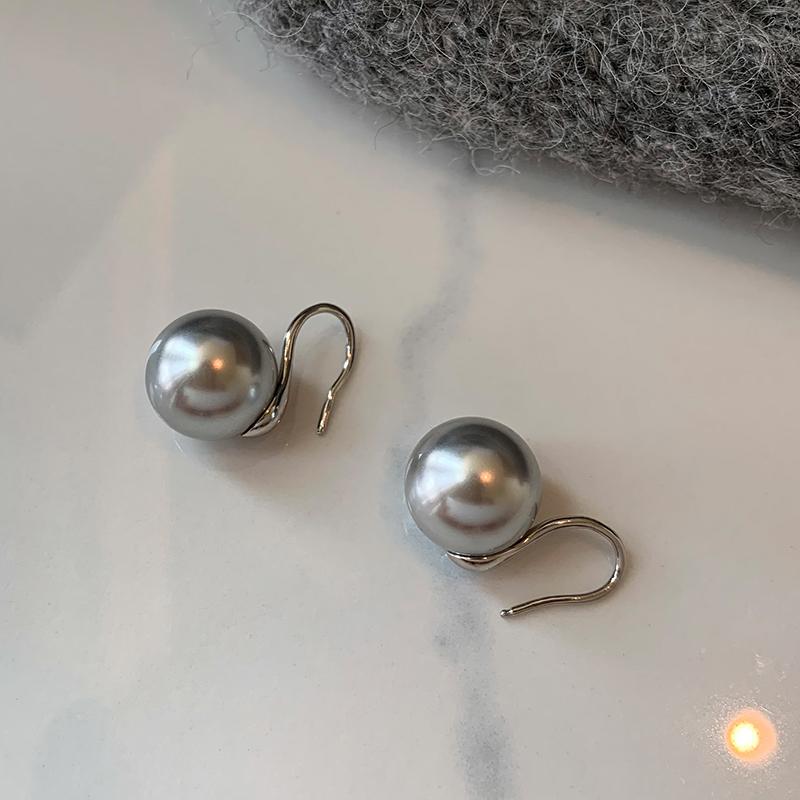 999 sterling silver, grey pearl stud earrings for women, high heels, earrings.