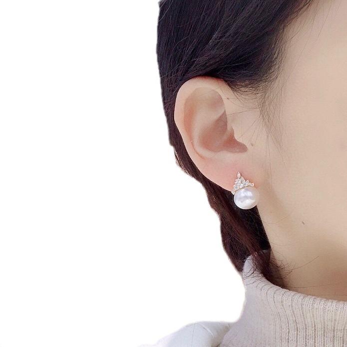 Spring and summer new natural pearl stud earrings 10-11mm Ice and Snow Queen comparable to Australian 925 silver, flawless and bright on the front