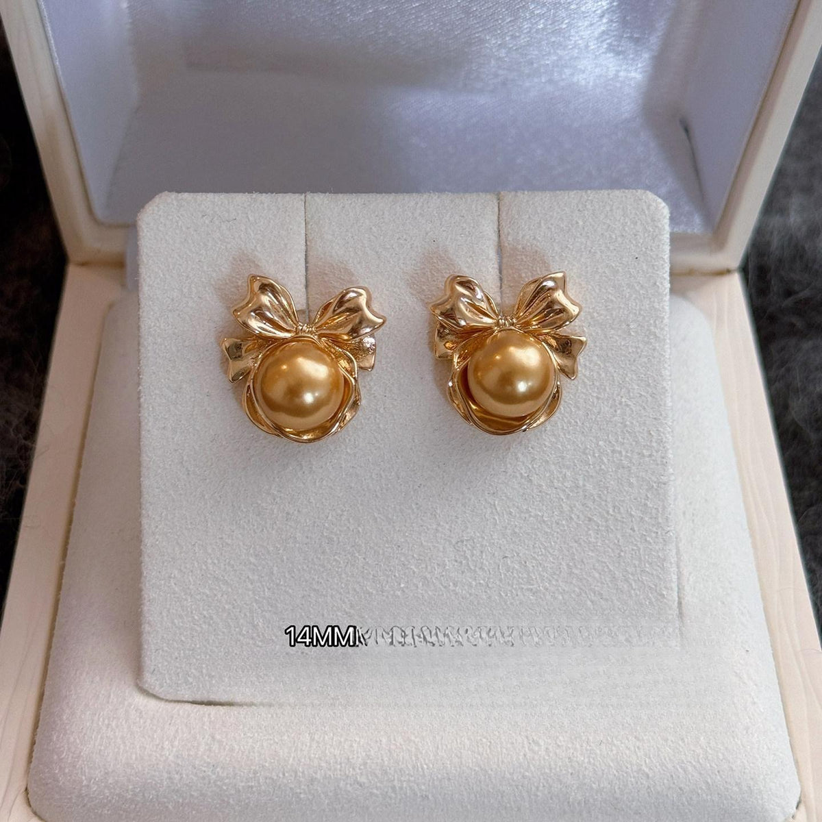 10mm Bow Tie Pearl Earrings Women White Pink Gold