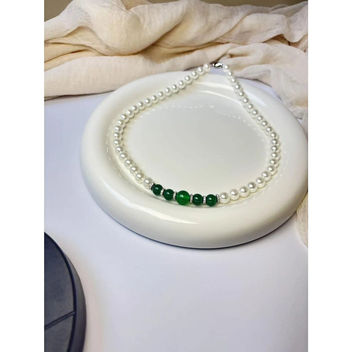 Women’s Shell Pearl Necklace with Mother of Pearl, Elegant Gift for Mom, Mother’s Day Necklace, Grandma Birthday Gift