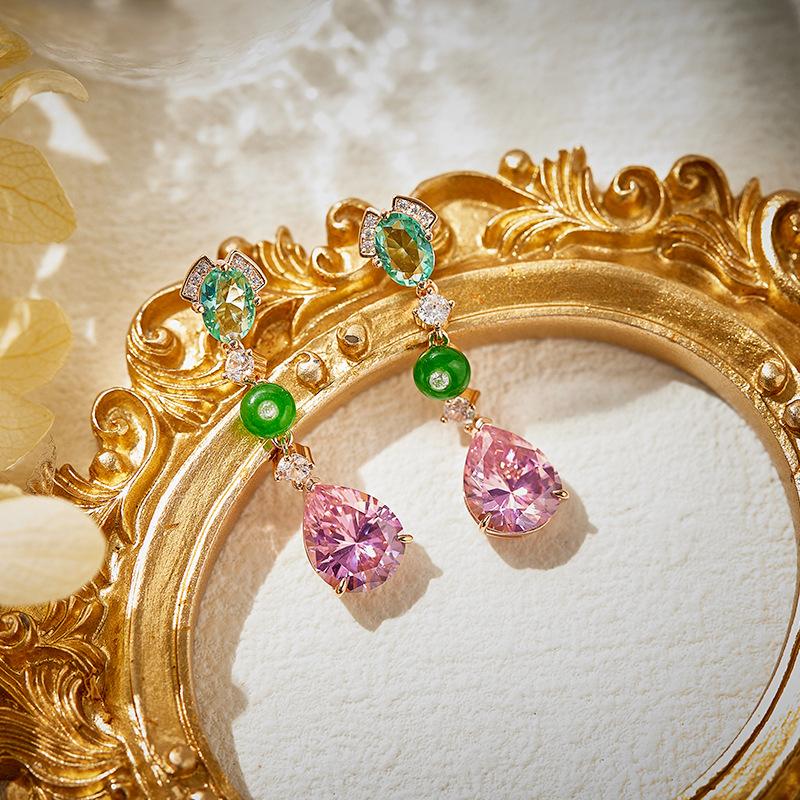 Pink pear-shaped earrings, gold-plated pear-shaped main diamond, light luxury women's evening dress earrings