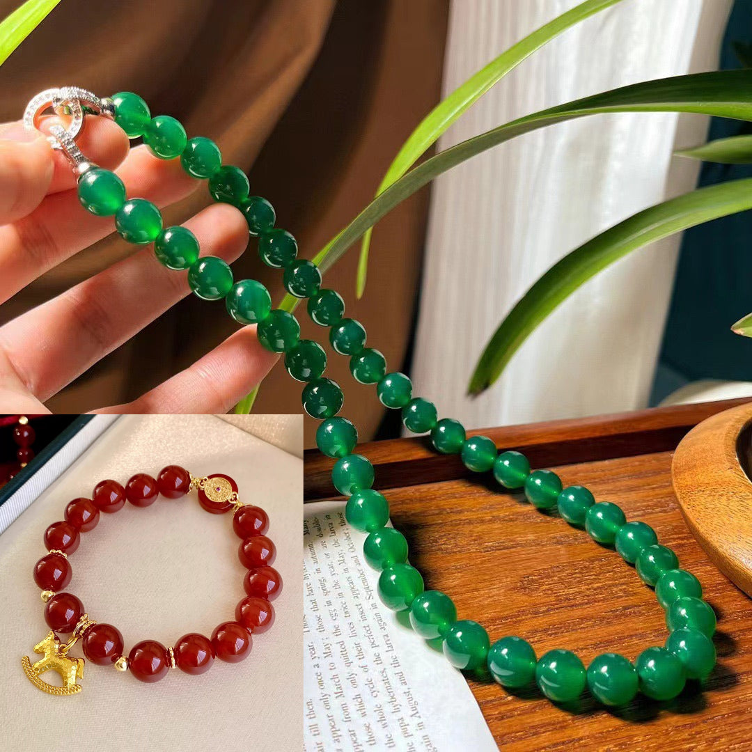 Crushed ice ice gold Trojan horse red agate beaded bracelet light luxury retro high-end sense natal year burgundy jewelry