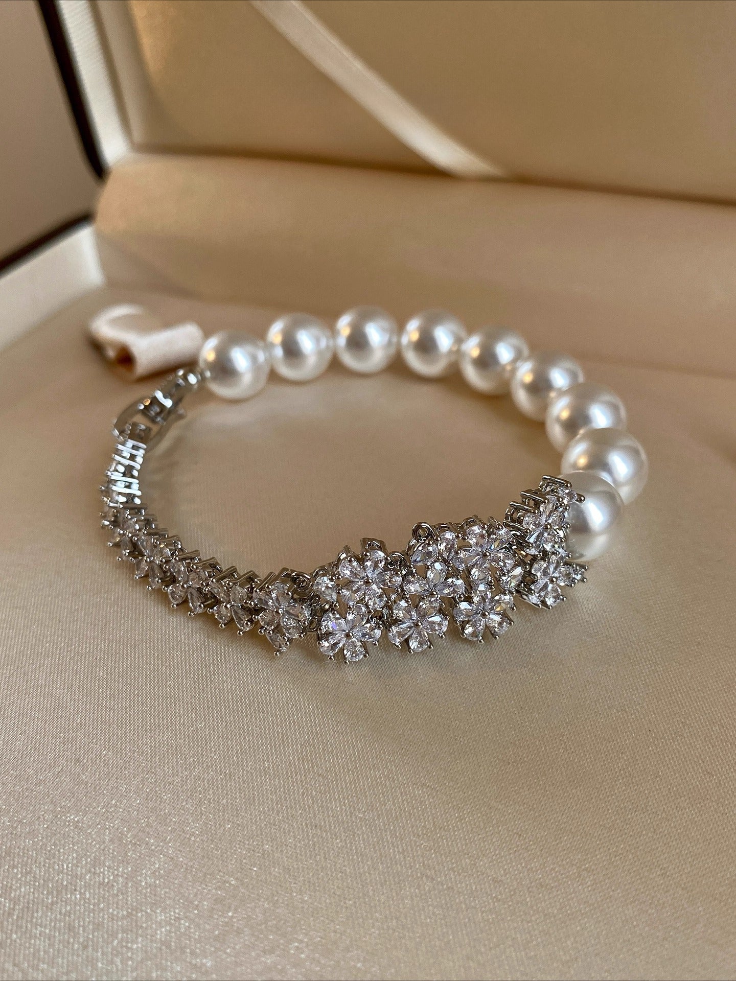 Mother's Day Gift: Elegant Pearl Necklace & Bracelet Set | Crystal Floral Luxury Statement Jewelry for Parties & Gifts