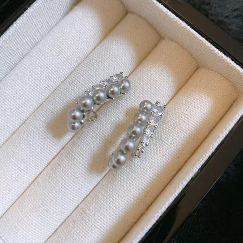 French Style Bubble Double Layer Square Sugar White Pearl Stud Earrings Women Light Luxury High Quality Shell Pearl Earrings Gift Idea