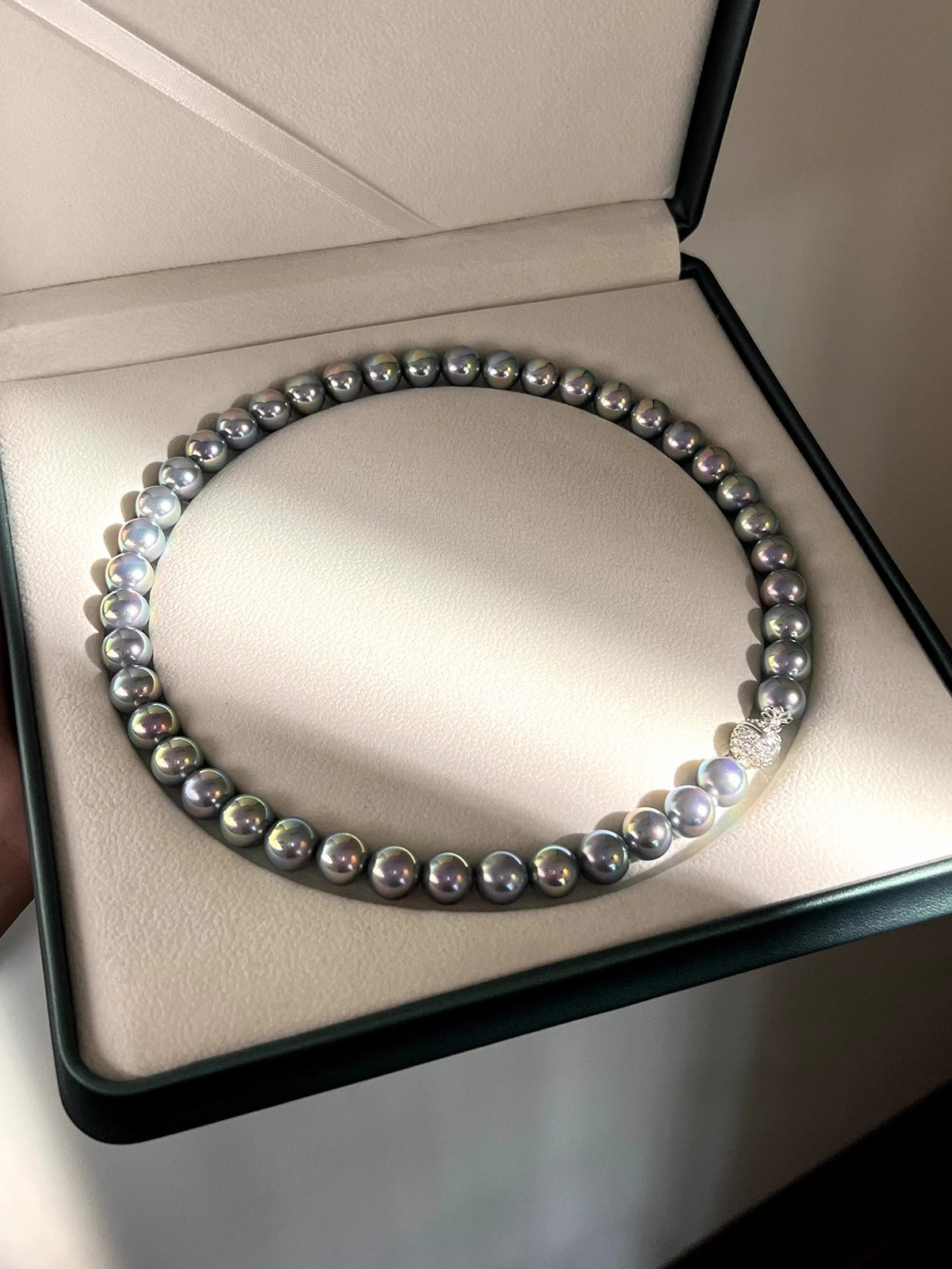 Tahitian Malachite Green Pearl Necklace – Women's Popular Niche Black/Gray Collarbone Chain