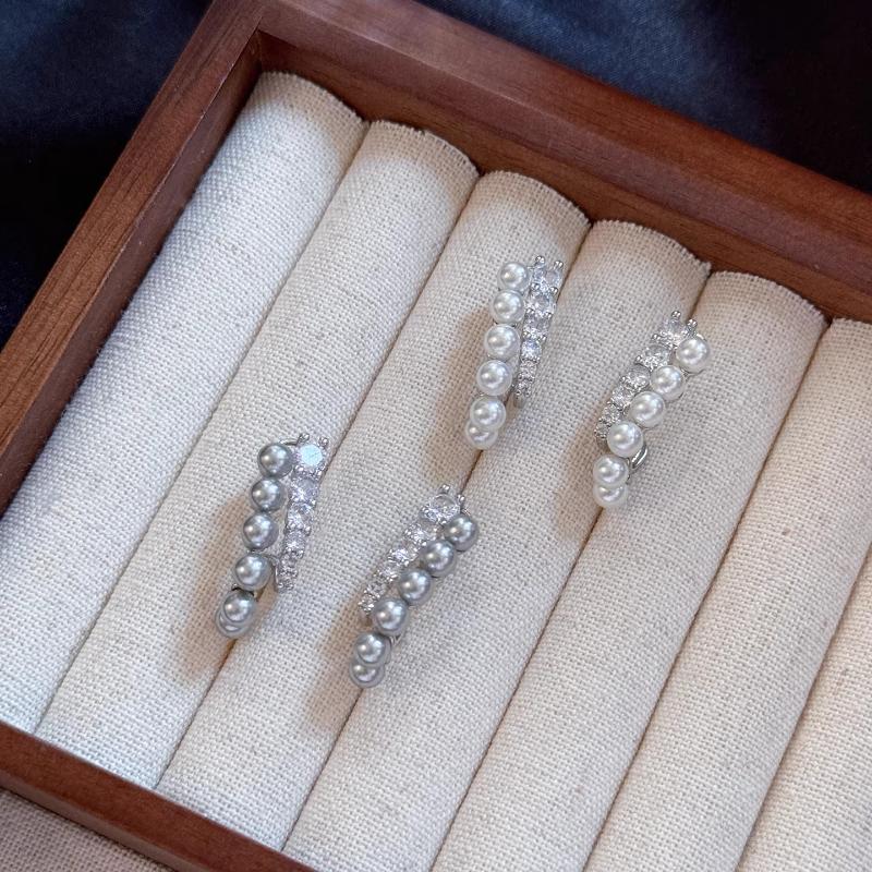 Pearl Earrings White Women's Light Luxury Niche Luxury Design Feeling
