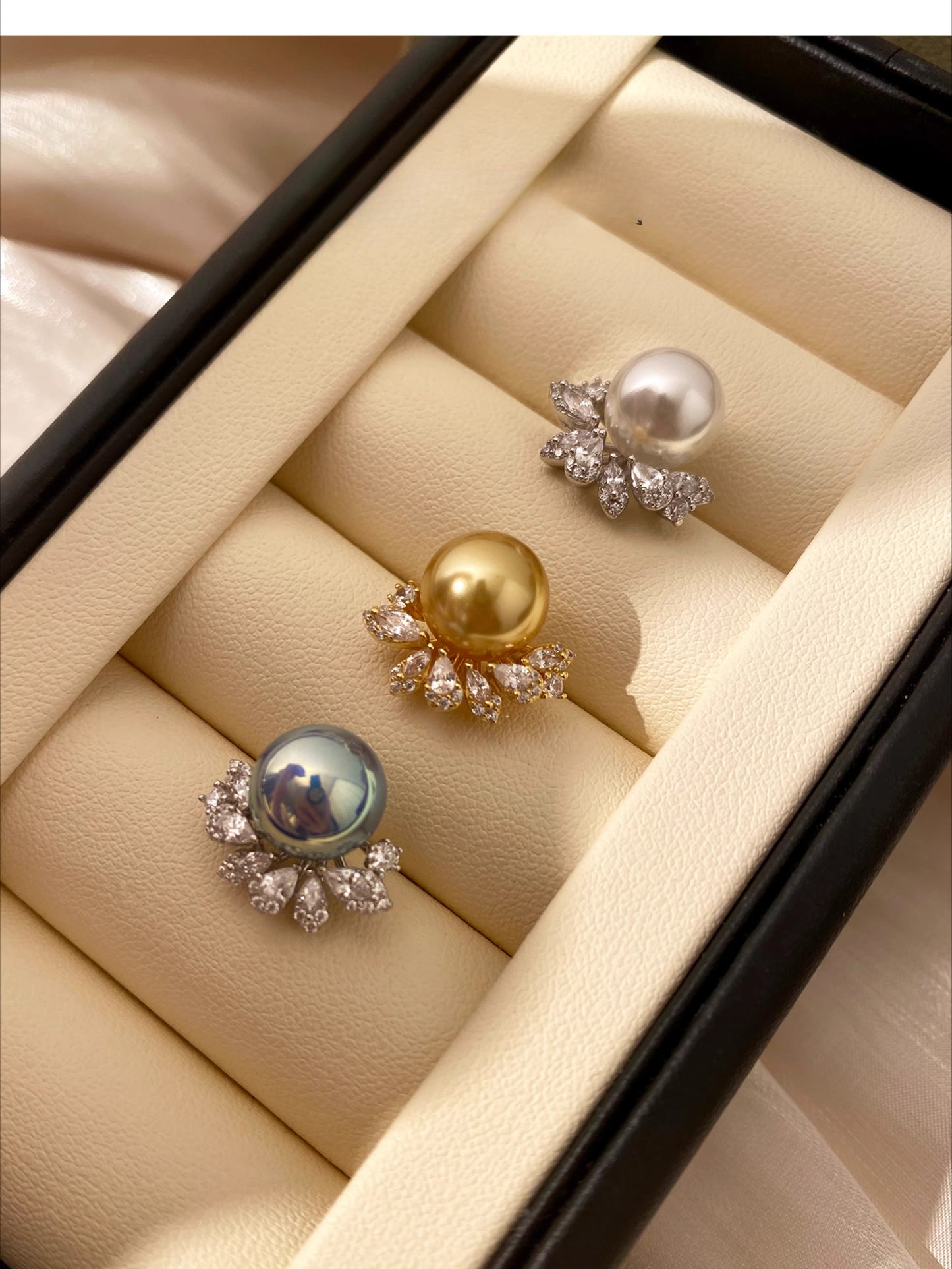 Pearl Earrings | Seiko Craftsmanship with S925 Sterling Silver | Micro-Inlaid Zirconia & Diamond | Niche Premium Stud Earrings for Women