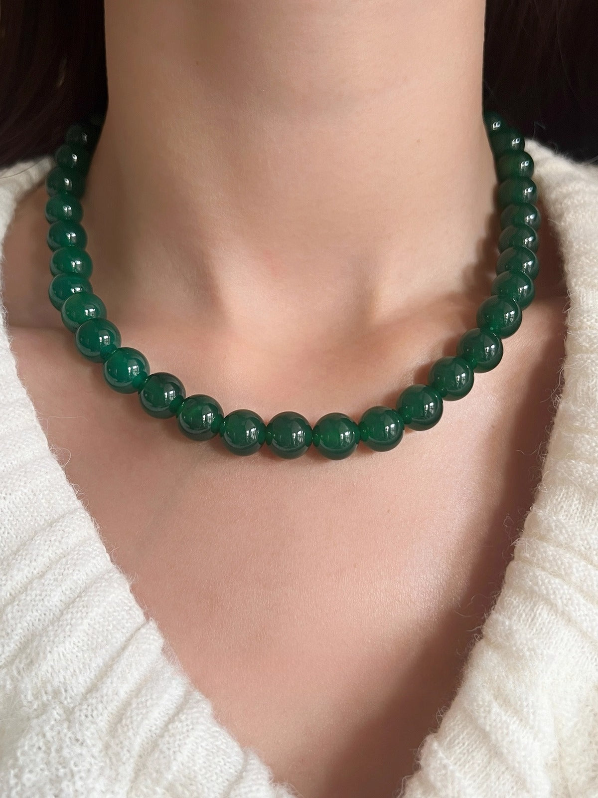 Green Chalcedony Bead Necklace – Natural Green Gemstone Necklace with 925 Sterling Silver Clasp, Elegant Women’s Jewelry