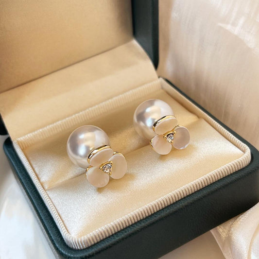 Clover pearl stud earrings, niche design sense, front and rear two-wear earrings, temperament silver needle earrings [three-wear method] Clover stud earrings 12mm