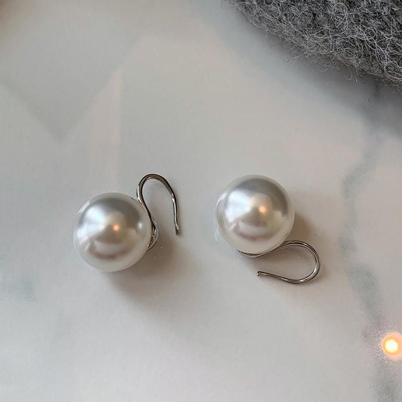 Classic 10mm Iridescent Pearl Earrings Women High Heel Stud Ear Hook Premium Shiny Jewelry Trendy