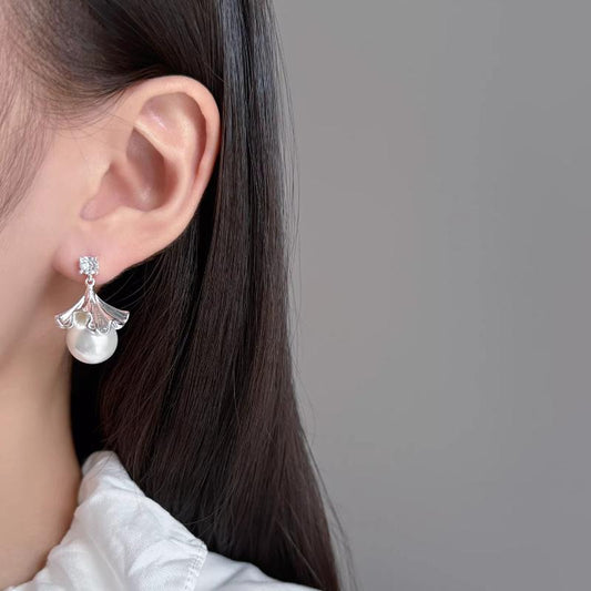 Lotus Leaf Umbrella Pearl Earrings White Women14mm shell pearl