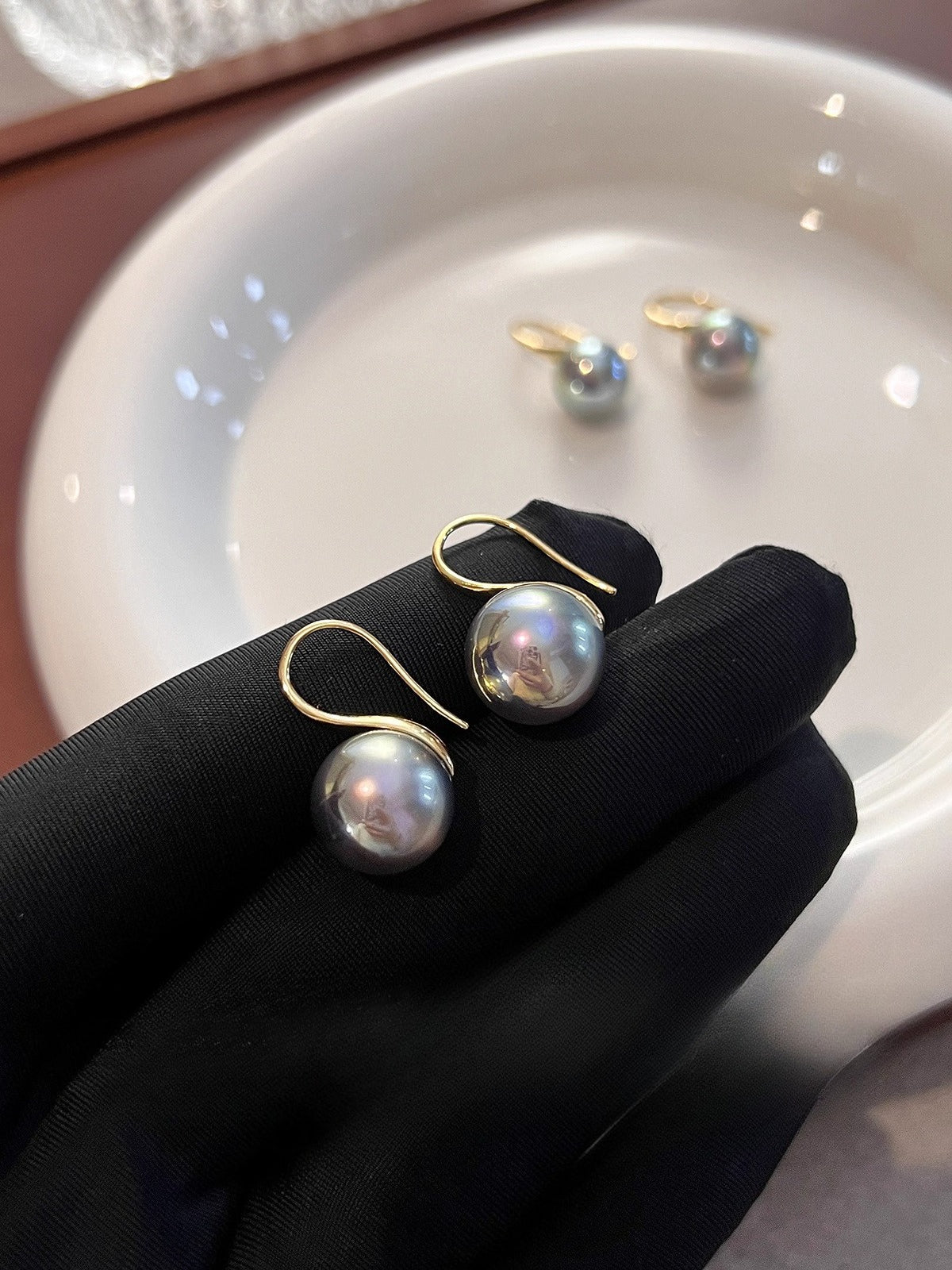 Tahitian Malachite Green Pearl Ear Hook Stud Earrings | 2025 Trendy Hemp Gray Design | High-End Women's Jewelry