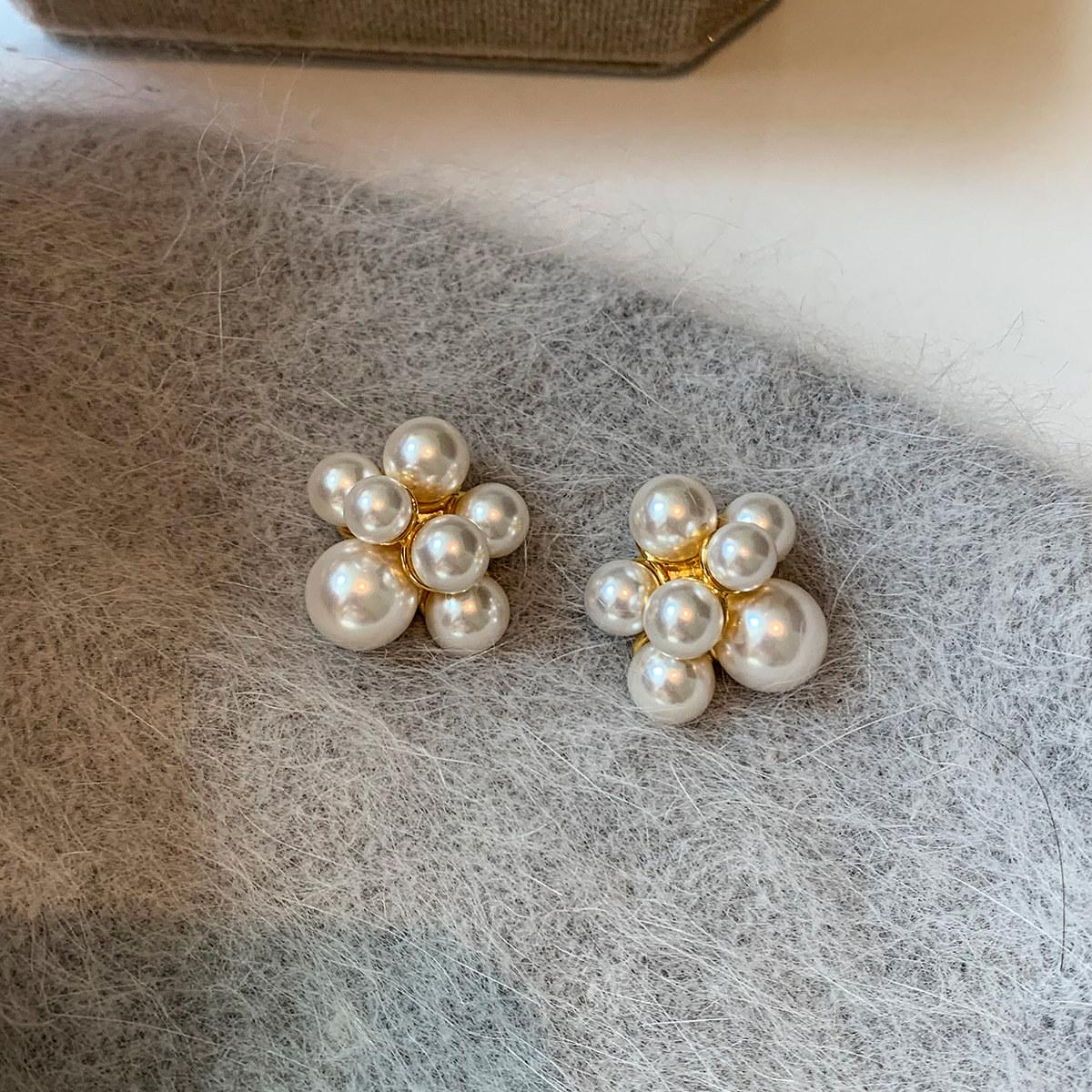 French Style Firework Gold Pearl Stud Earrings Women Luxury Unique Design Elegant Sparkle Ear Jewelry High End Fashion Accessories Trendy Gift
