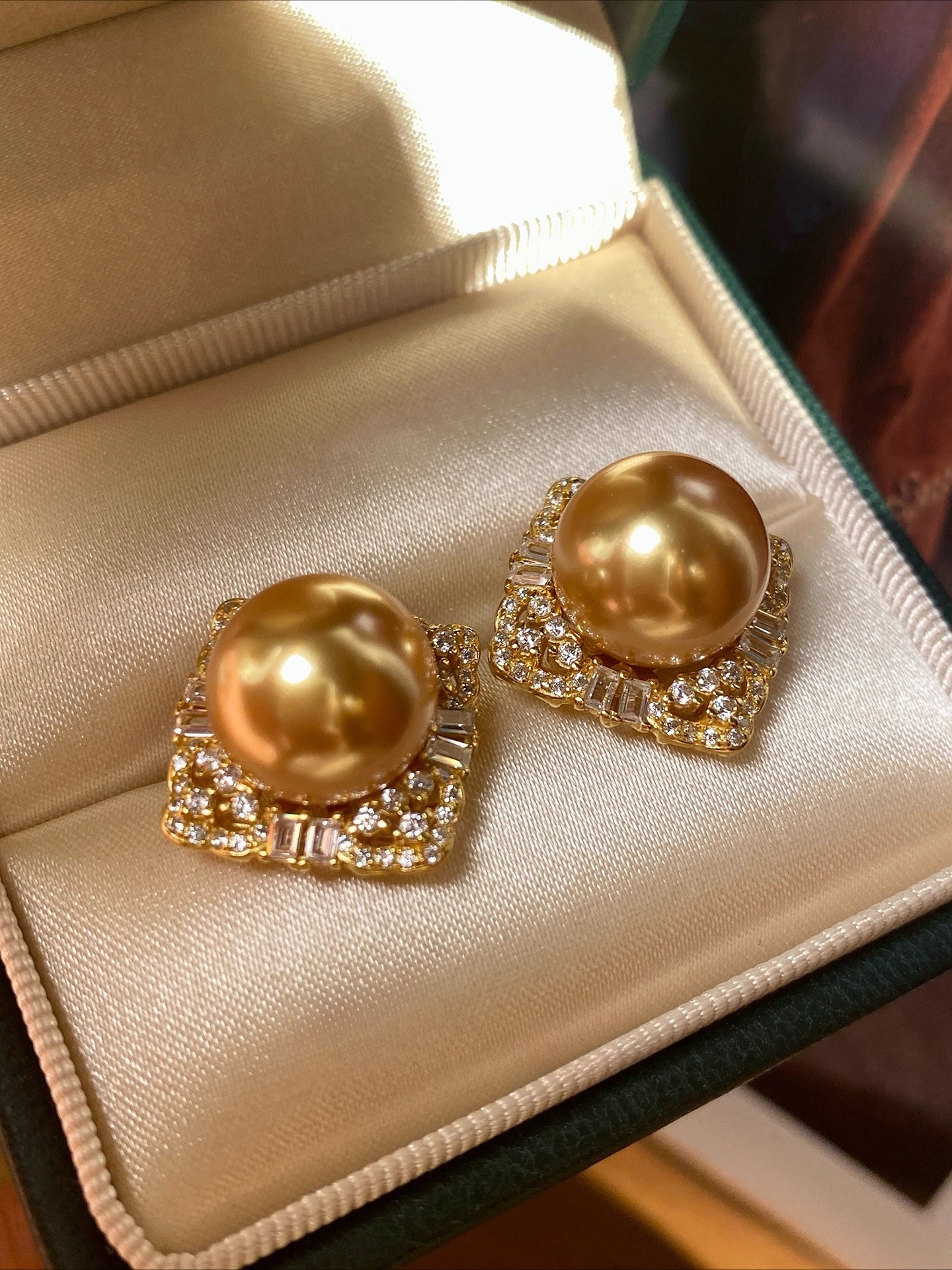 Gold & White Pearl Earrings | Geometric Rhombus Design with Miniature Zircon | S925 Silver | Niche Premium Stud Earrings