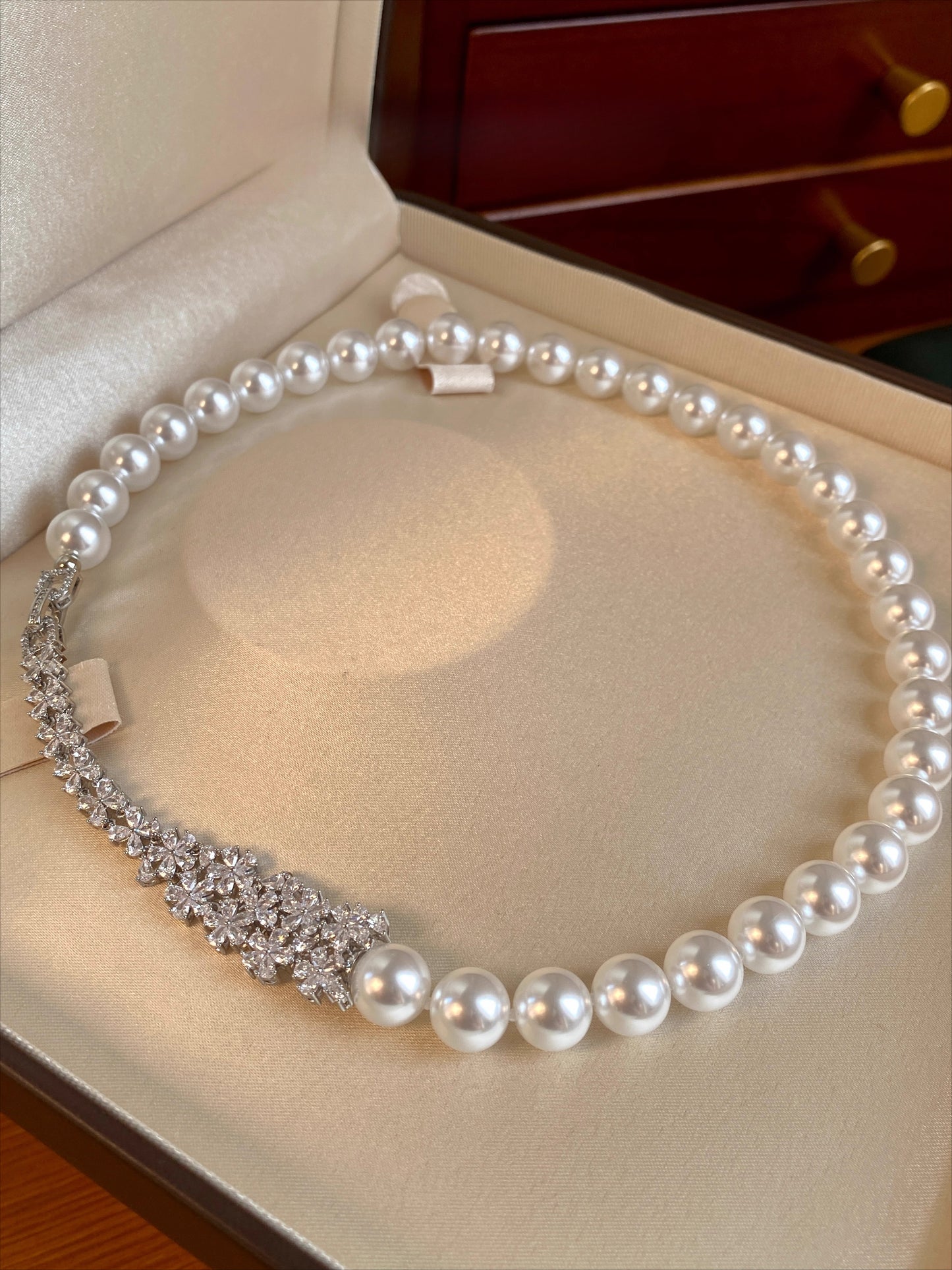Mother's Day Gift: Elegant Pearl Necklace & Bracelet Set | Crystal Floral Luxury Statement Jewelry for Parties & Gifts