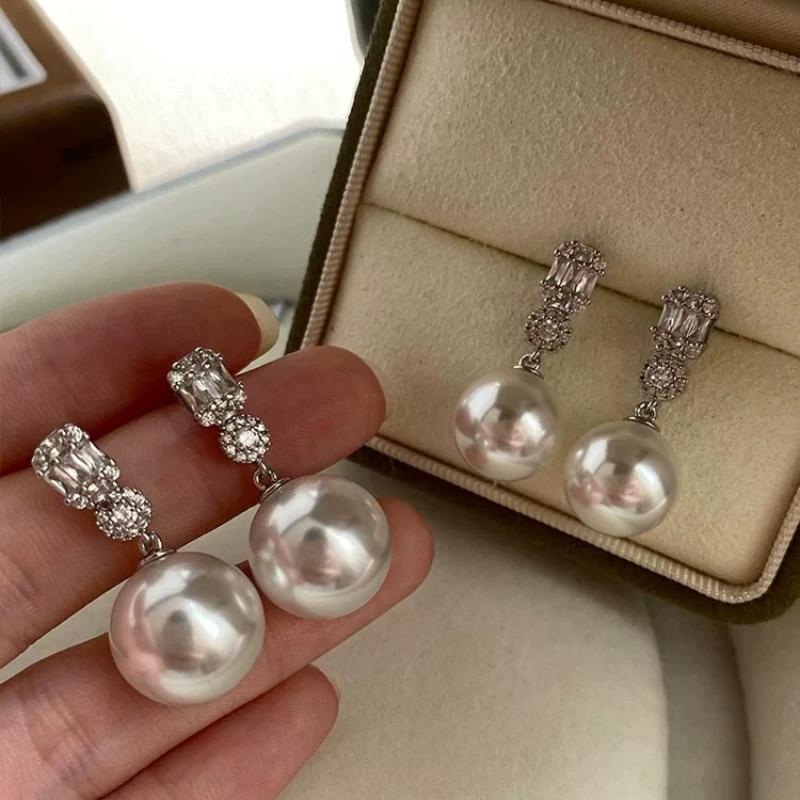 Classic 14mm shell Pearl Earrings with Cubic Zirconia Studs Princess Diana Style Minimalist Luxury Elegant Women Jewelry