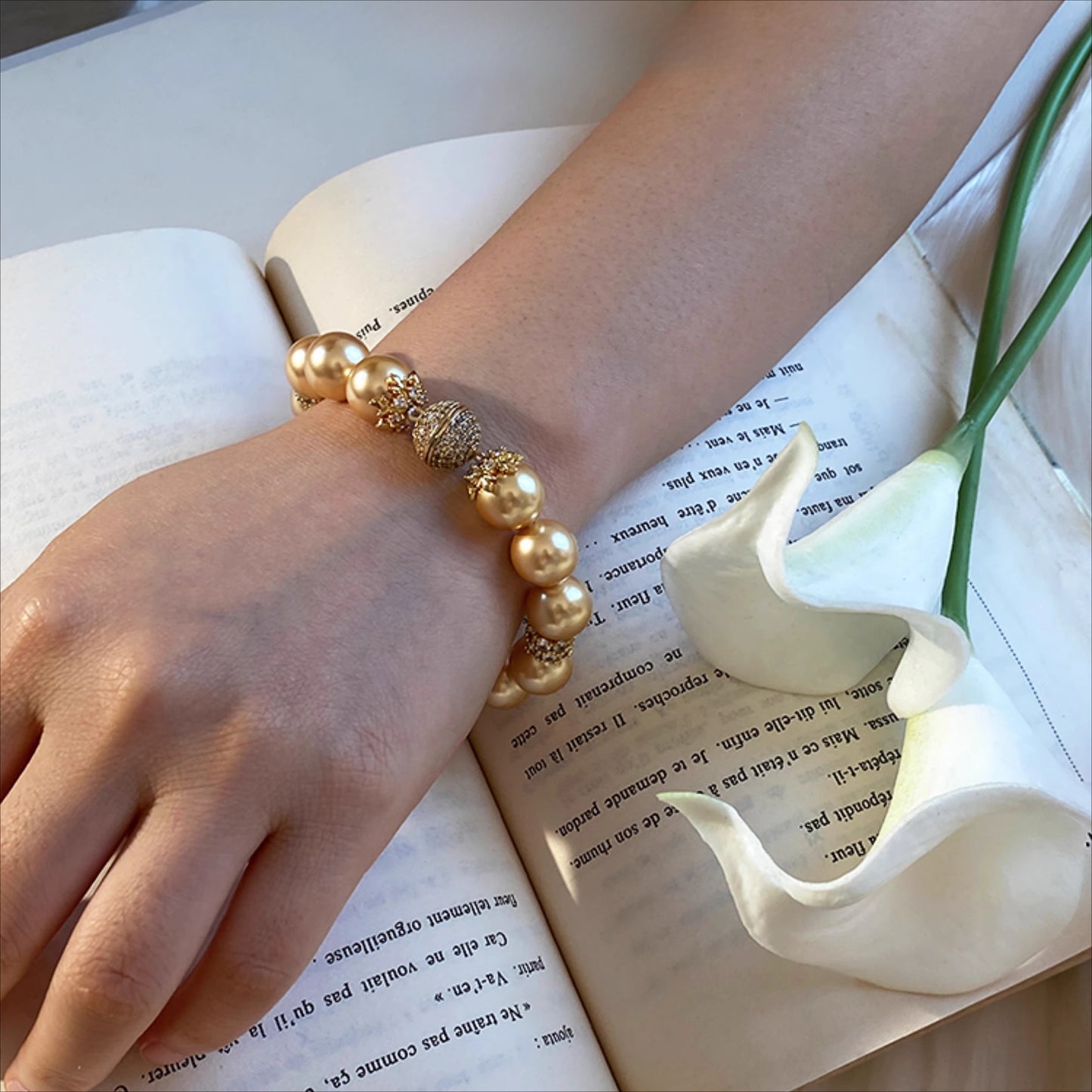 12mm Gold South Sea Pearl Bracelet - Luxury South Sea Pearls - Premium Collection