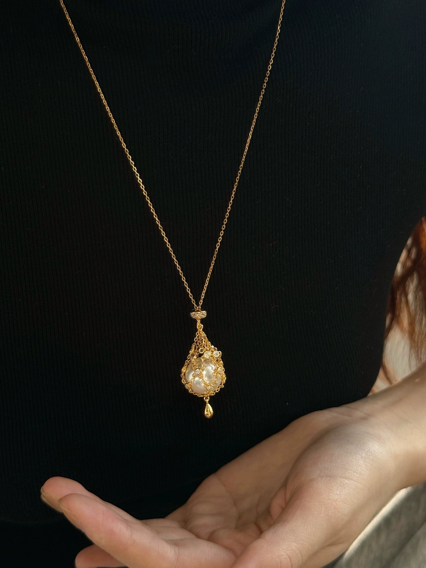 2025 New Autumn/Winter Women's S925 Sterling Silver Sweater Chain – Australian White Pearl Net Necklace, Light Luxury Niche Design