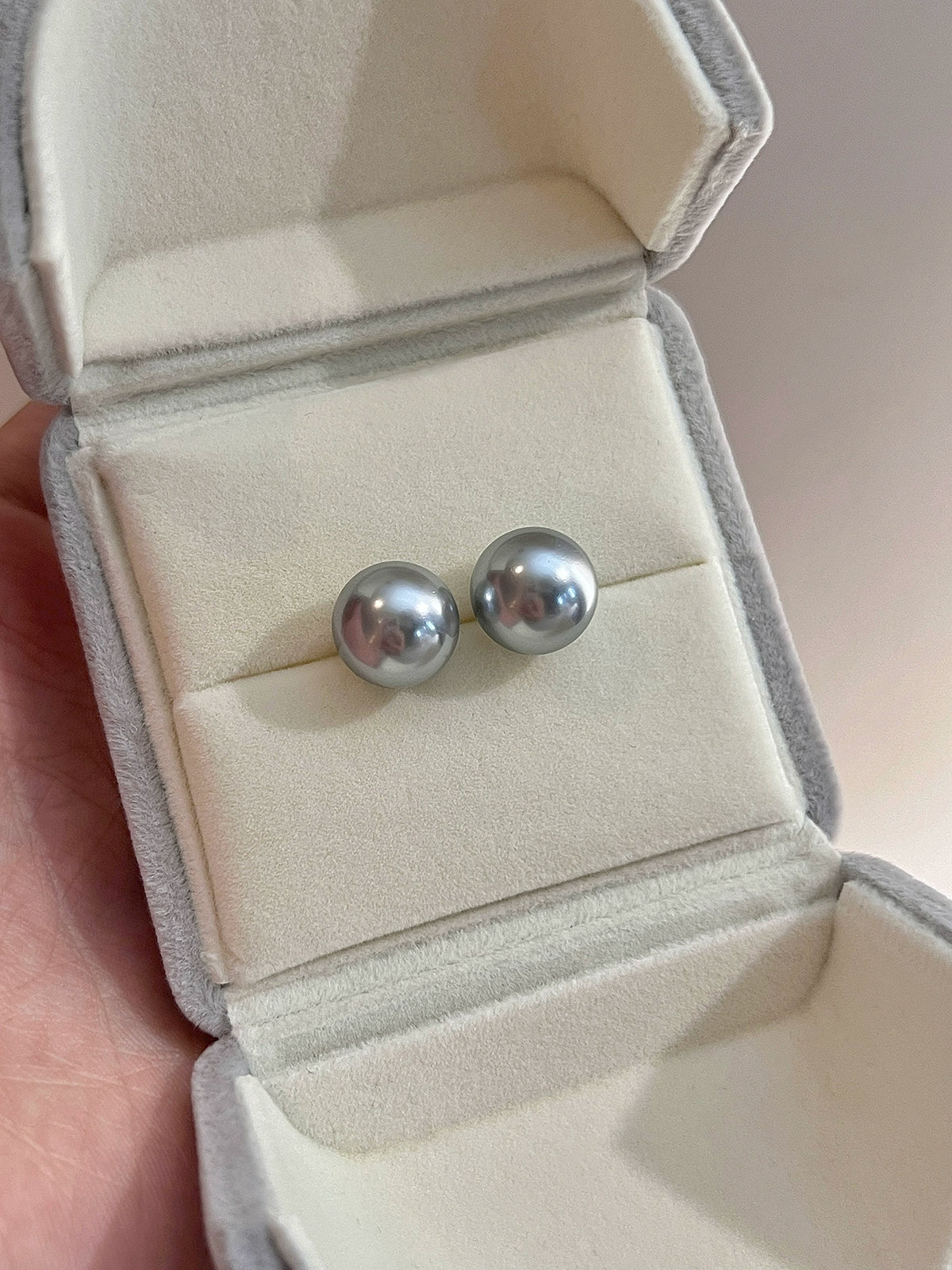 Zhenduo Hemp Gray Pearl Stud Earrings | 12mm 925 Silver | 2025 Trendy Explosive Design | Light Luxury Niche Jewelry for Women