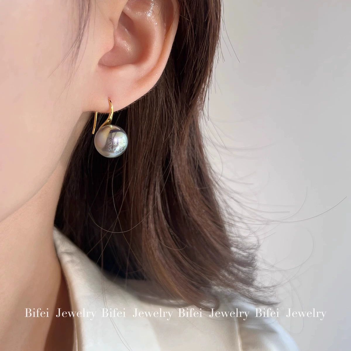 Elegant Nanyang Gold Bead Pearl Ear Hook Earrings - 10mm Studs for Light Luxury Style 2025