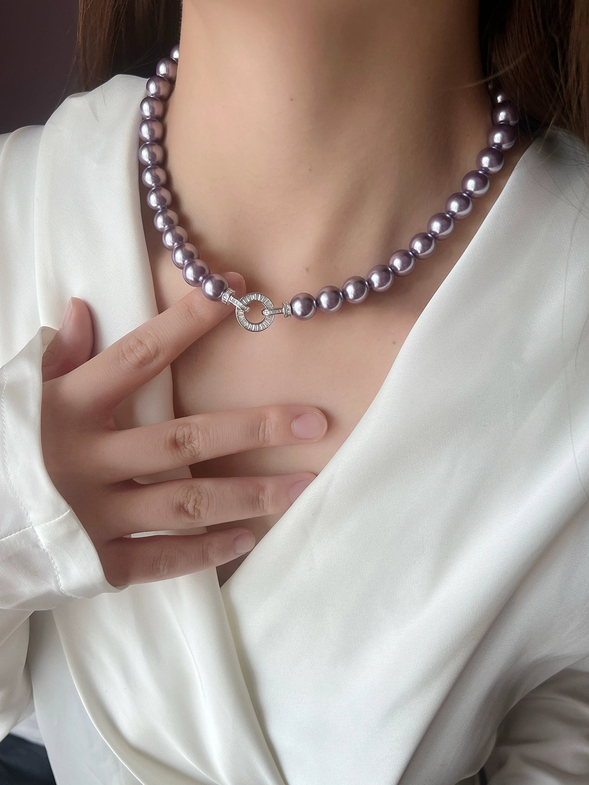 Purple Pearl Necklace – Women's Autumn/Winter Sweater Chain, Popular Niche Neck & Collarbone Chain