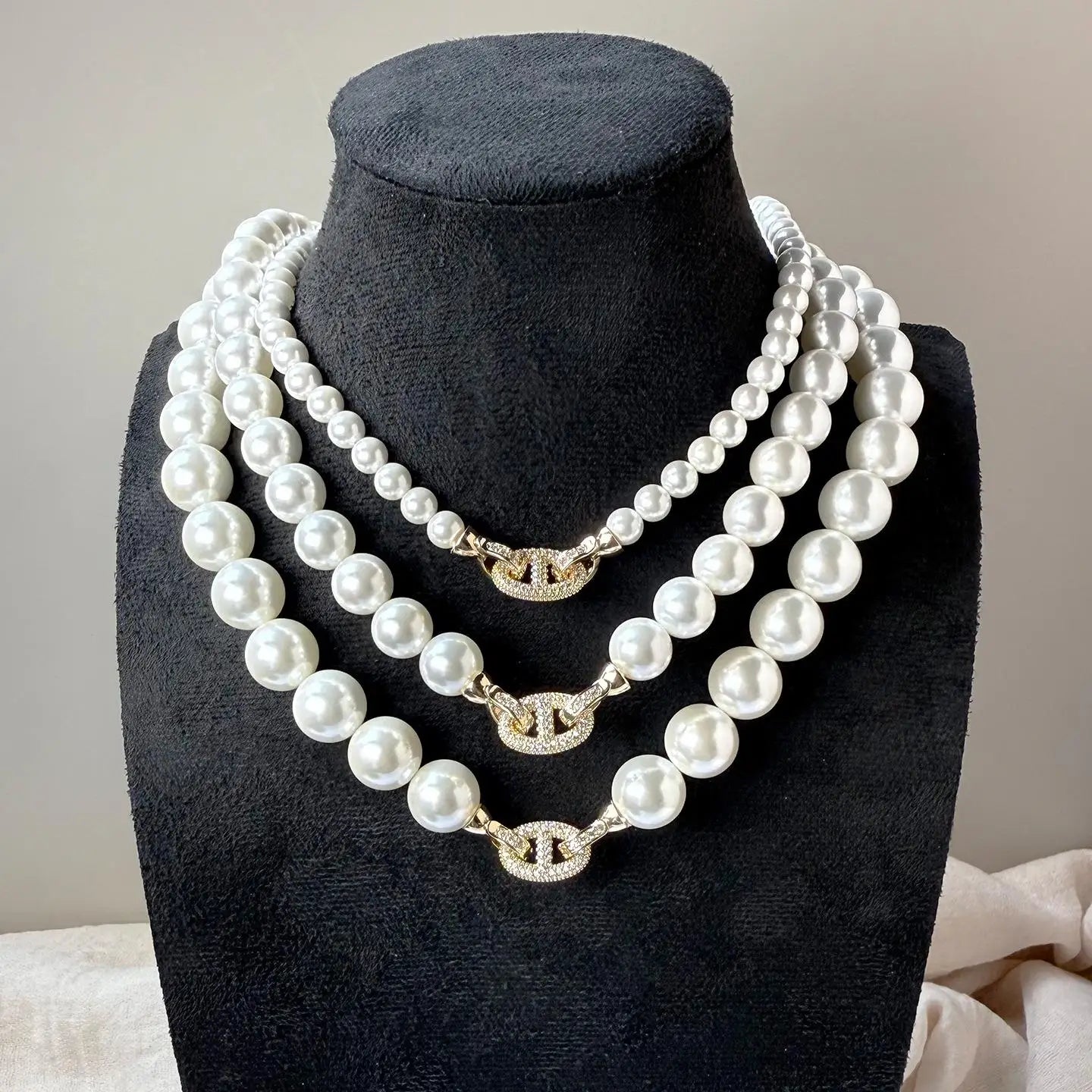 8mm pig nose shell pearl necklace clavicle chain necklace gold button 10mm 12mmshell pearl mother of pearl