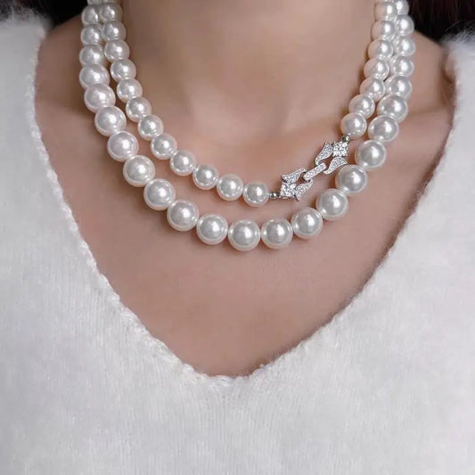 8 mm horseshoe buckle pearl necklace for women, 2026 new popular model, white shell pearl, niche high-end feel, original design,