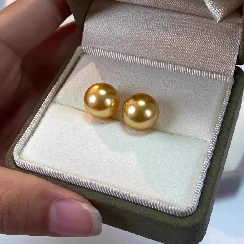 Golden Round Pearl Stud Earrings – Classic Shell Bead Jewelry, French Elegant Style