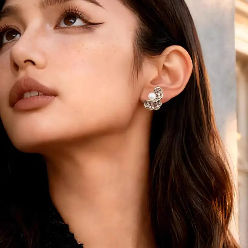 Elegant French Luxury Pearl Earrings Hollow Out Filigree Gold Silver Color Exquisite Female Wedding Party Fine Jewelry