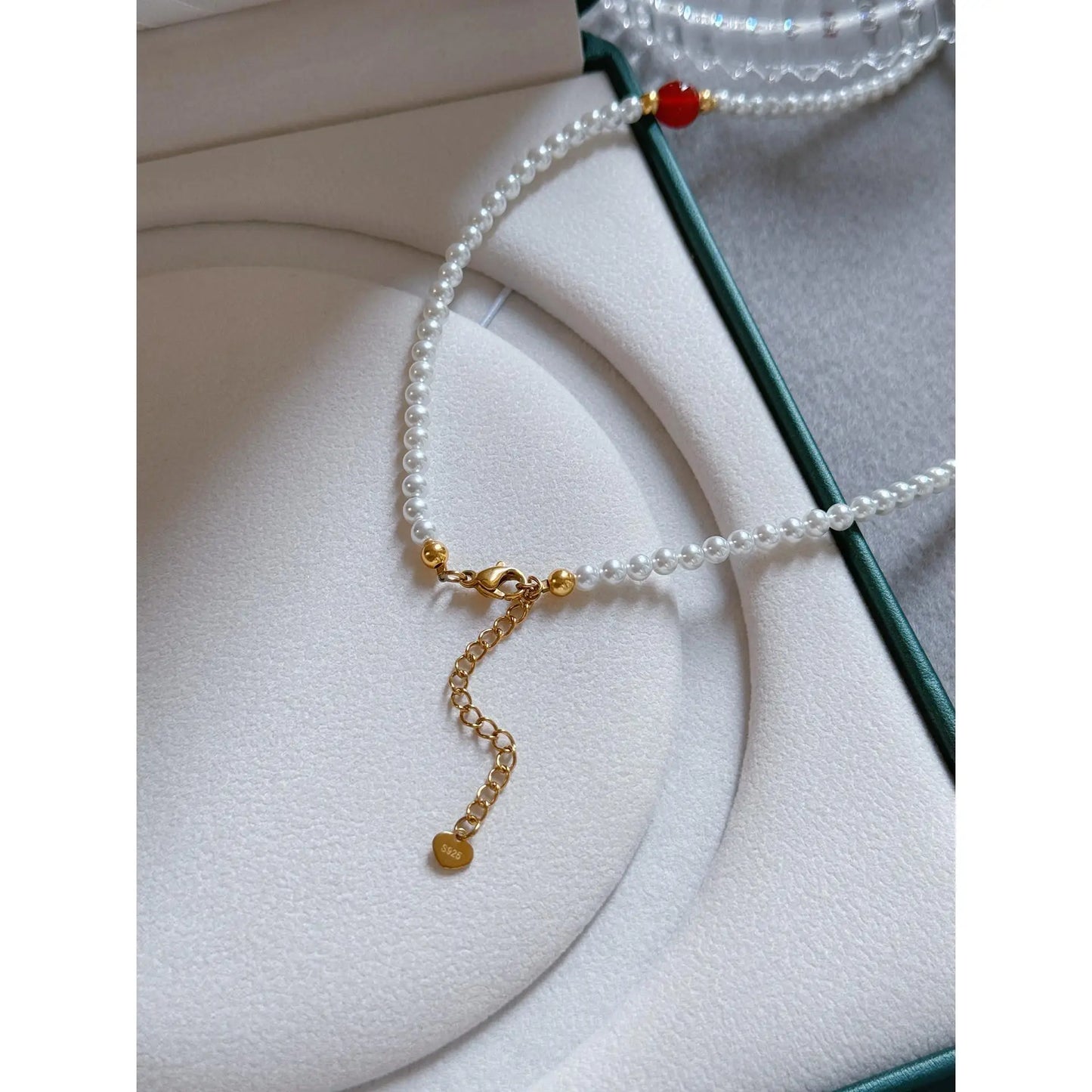 Green chalcedony and white pearl mixed necklace, long women's sweater chain,  can be layered, 2-layer or 3-layeshell