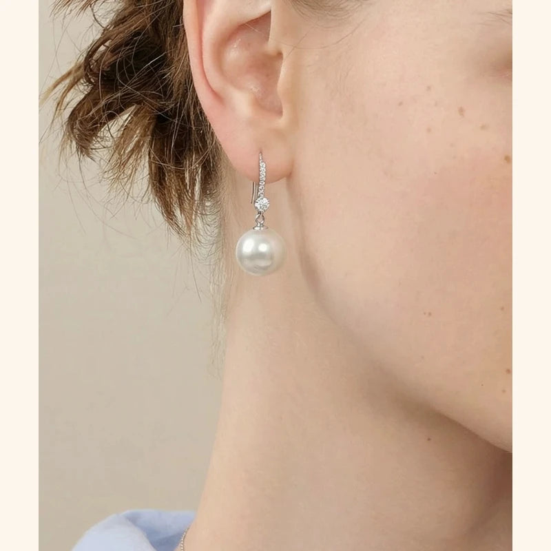 White shell bead small diamond ear hook, new minimalist earring, light luxury, niche high-end feeling