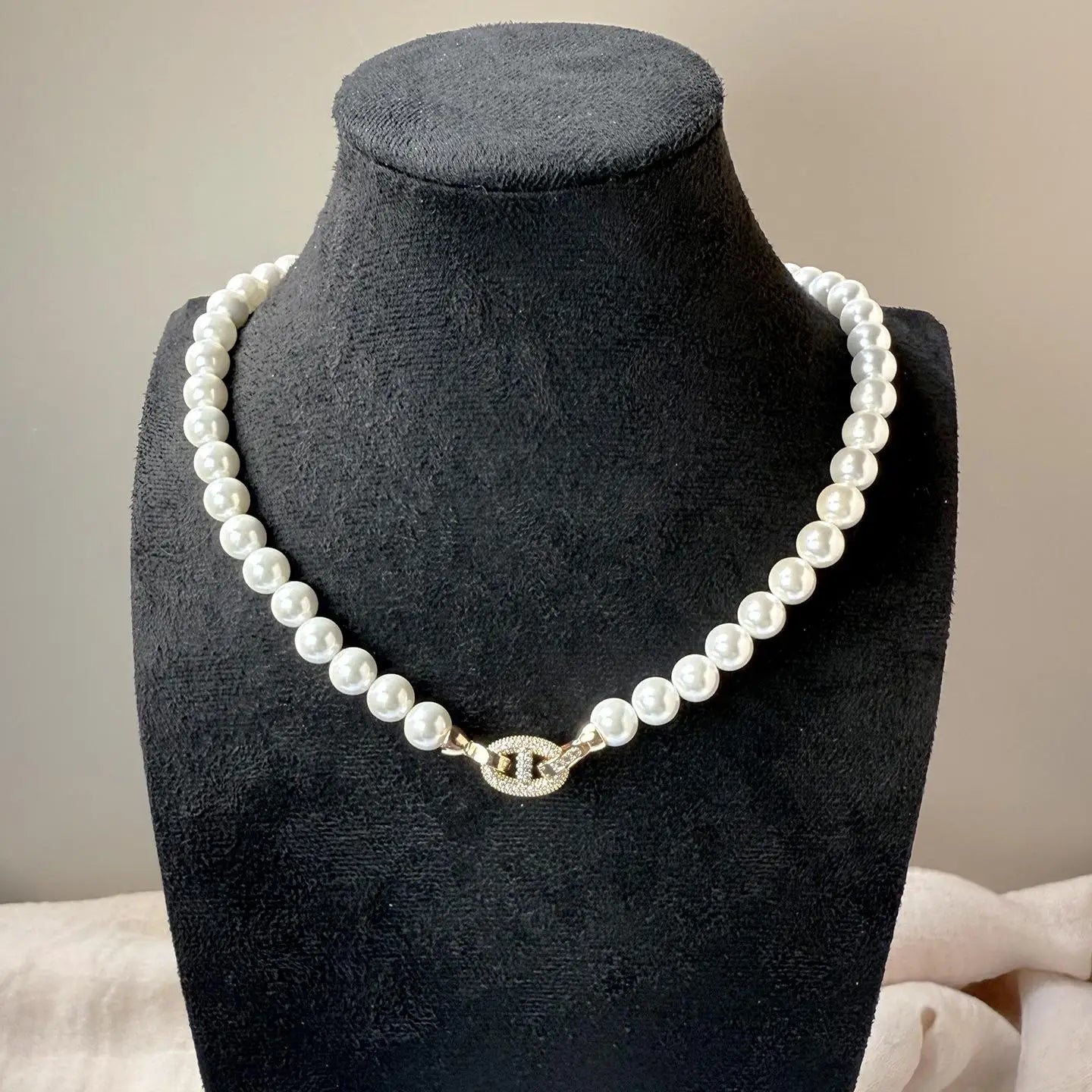 8mm pig nose shell pearl necklace clavicle chain necklace gold button 10mm 12mmshell pearl mother of pearl