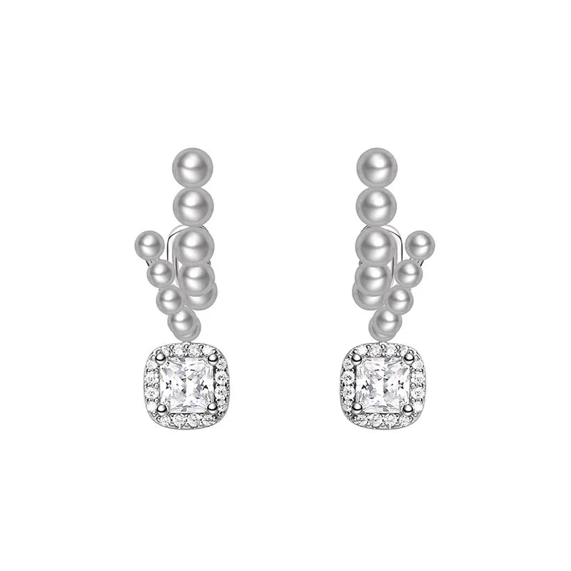 Elegant Curved Shell Pearl Clip-On Earrings with Sparkling Square Zircon – Timeless Silver-Tone Jewelry