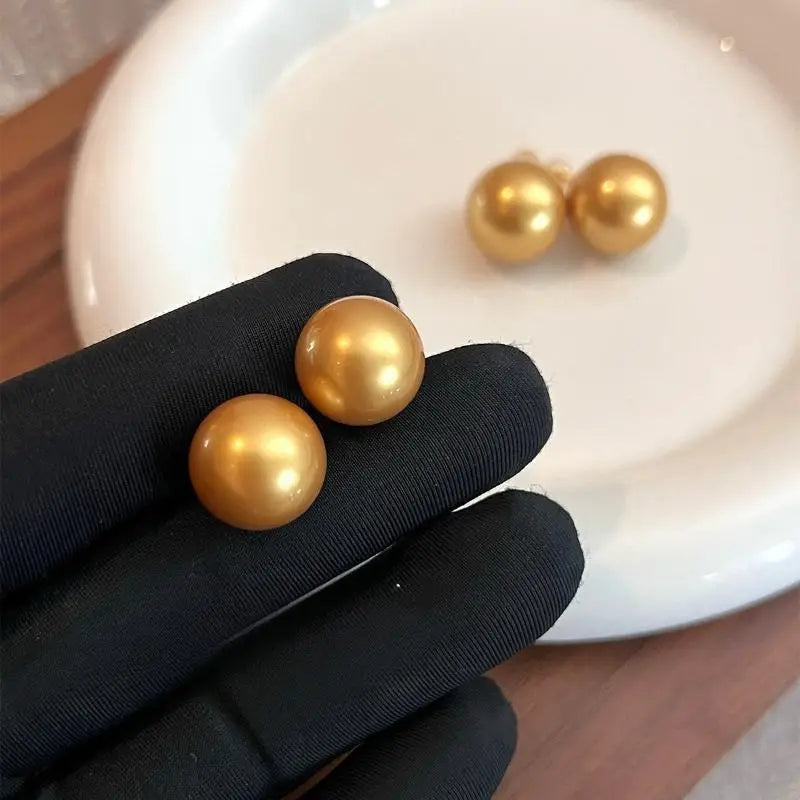 Pearl stud earrings, Mother's Day gift, basic model, suitable for work, party, outdoor use, birthday gift.