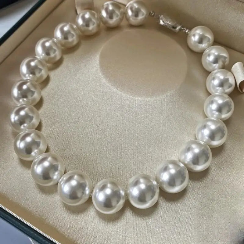 White Mother Shell Pearl Necklace 14mm 16mm 18mm Oversized Point Light Luxury Neck Chain Mother's  Birthd jewelry sets for women