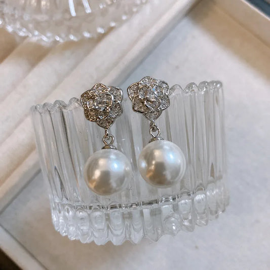 12mmCamellia white pearl stud earrings femininity, French retro diamond-set premium earrings