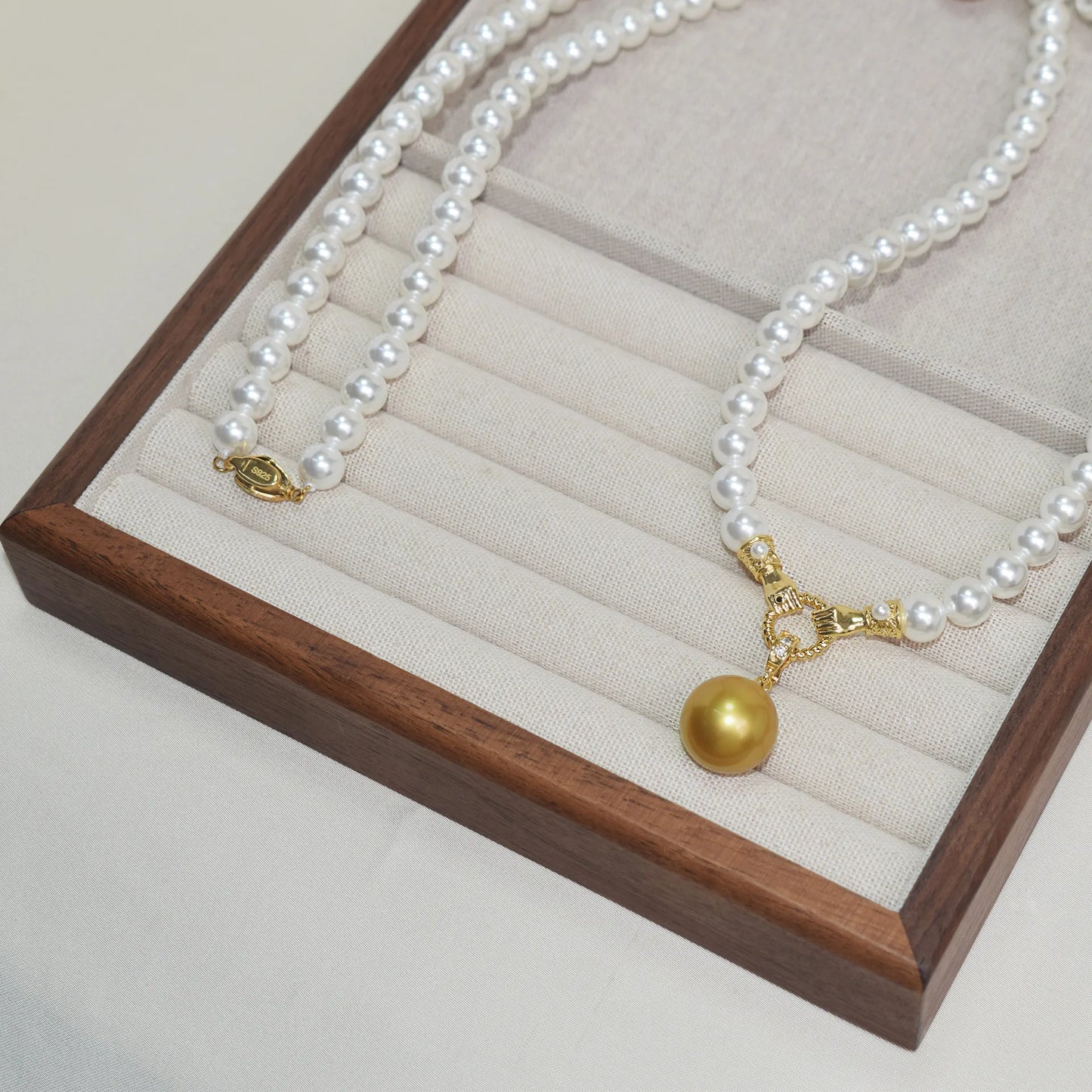 80Cm long pearl sweater chain, mother shell pearl, high-end necklace autumn and winter sweater chain