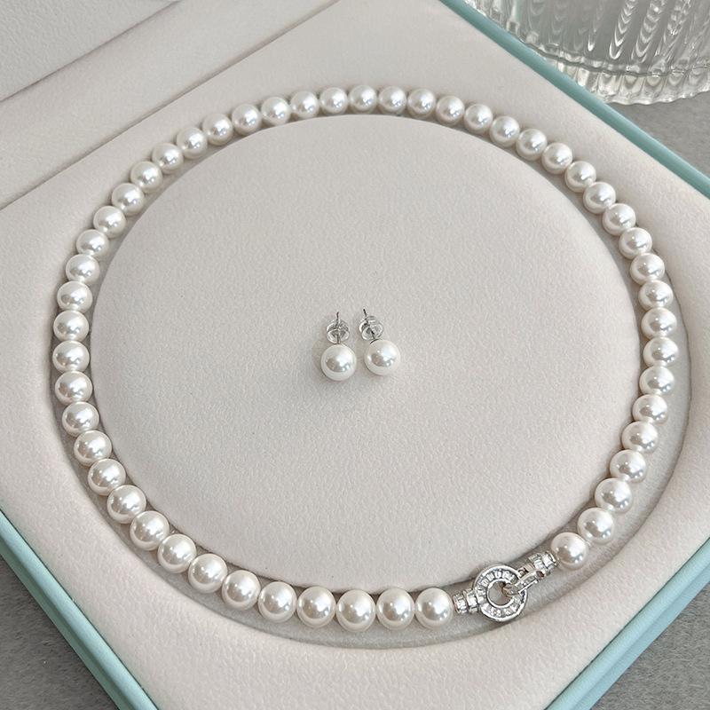 Ladies' set of white white dress necklace ladies 2025 new temperate frenzy luxury luxury gift gift graduation birthday gift suitable for mother's Day gift