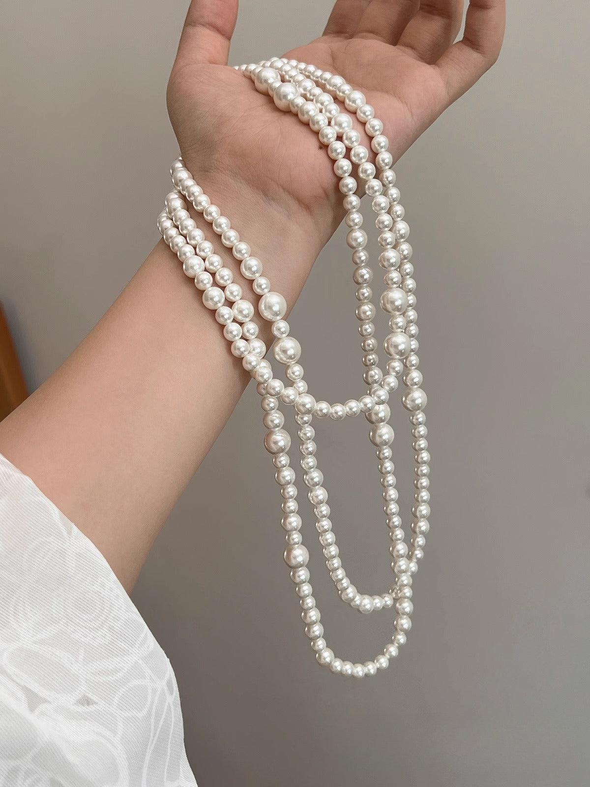 Dai Ao White Pearl Necklace | Long Multi-Layer Stacking Design | 2025 New Women's Trend | Genuine Hepburn Style | Light Luxury French Niche Jewelry