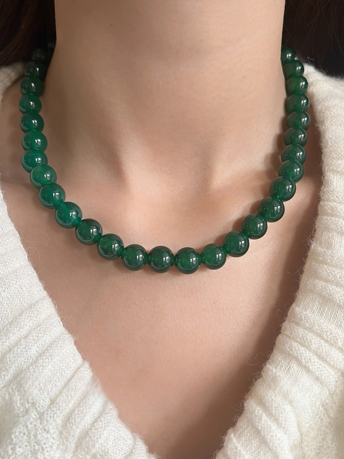 Green Chalcedony Bead Necklace – Natural Green Gemstone Necklace with 925 Sterling Silver Clasp, Elegant Women’s Jewelry