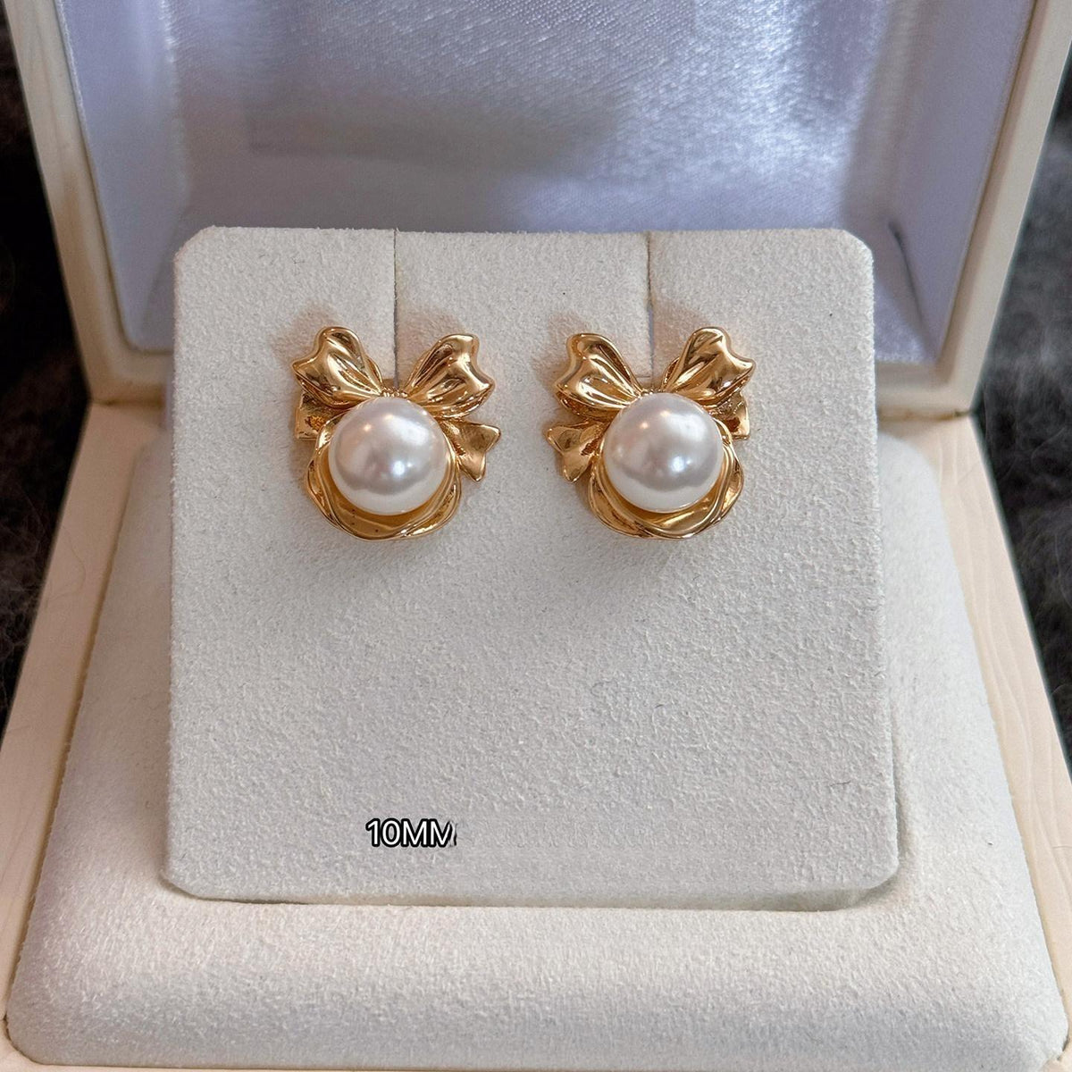 10mm Bow Tie Pearl Earrings Women White Pink Gold