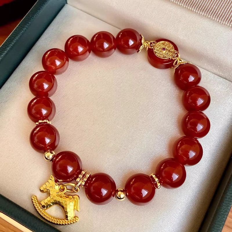 Crushed ice ice gold Trojan horse red agate beaded bracelet light luxury retro high-end sense natal year burgundy jewelry