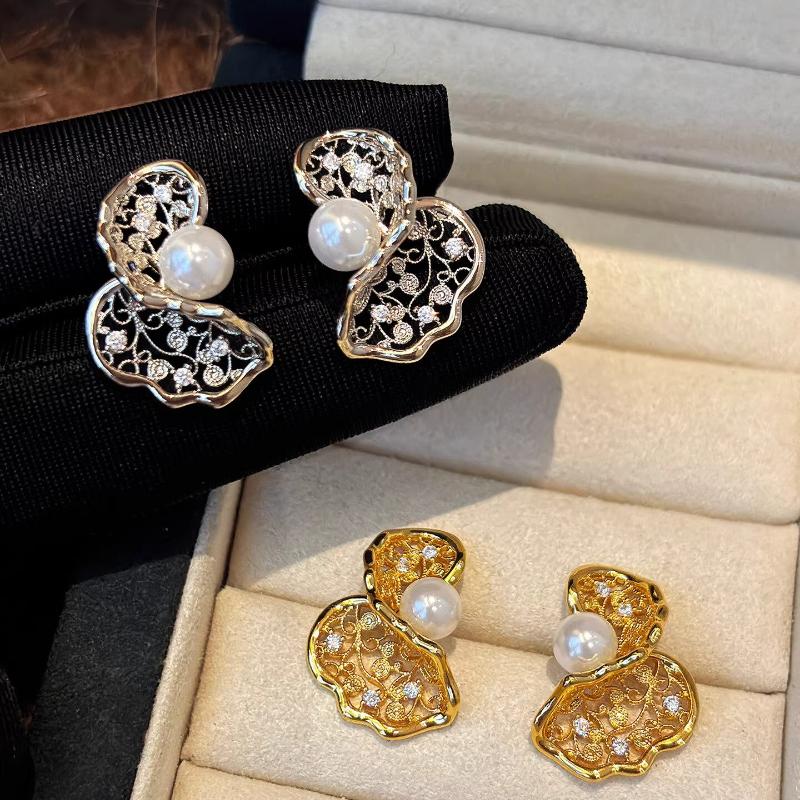 French Watermark Pearl Earrings Women 2026 New Explosive Luxury Earrings Exaggerate Unique Earrings