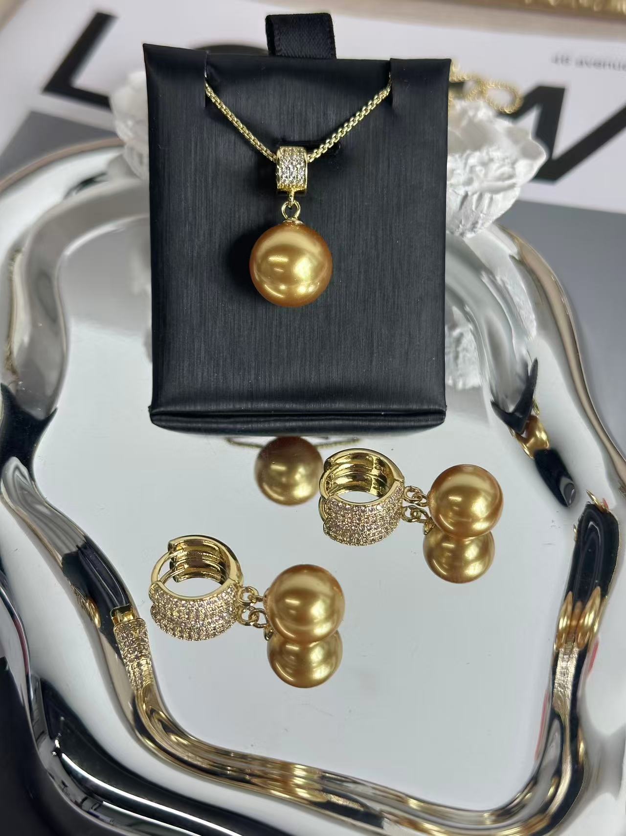 Elegant Shell Pearl Necklace & Earrings Set – Sterling Silver Plated Cubic Zirconia Jewelry Set for Women | Available in Multiple Colors