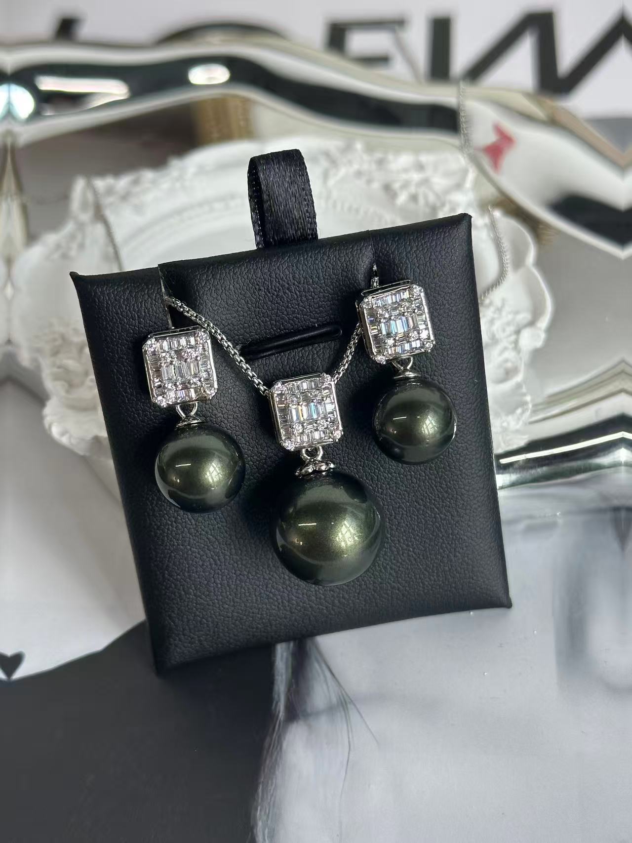 shell pearl sets