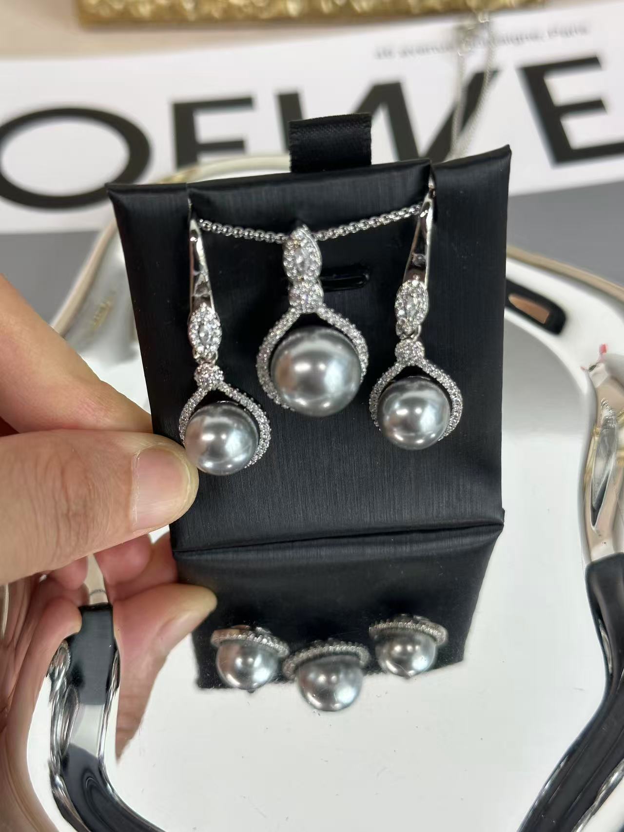 shell pearl set