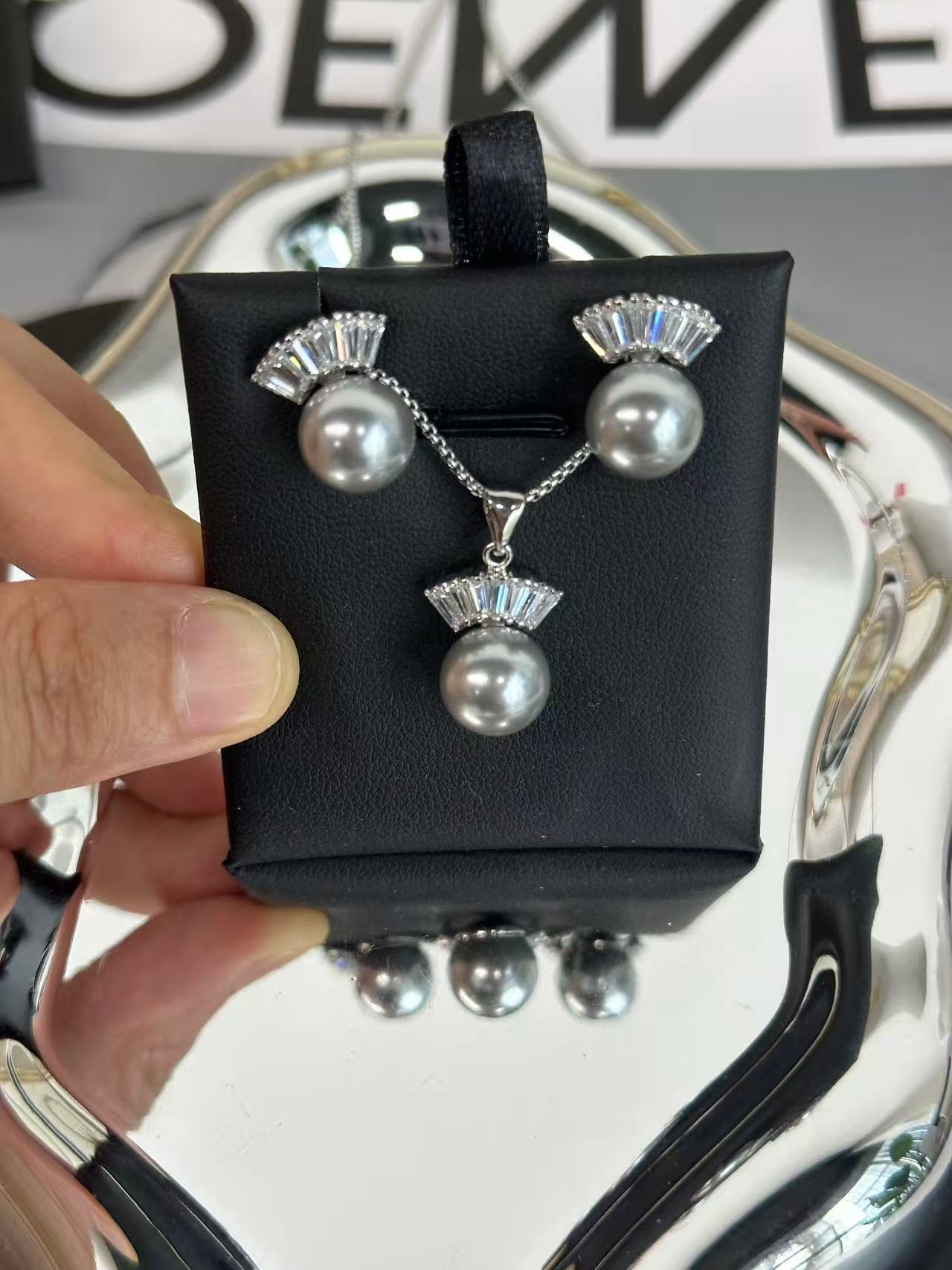 shell pearl set