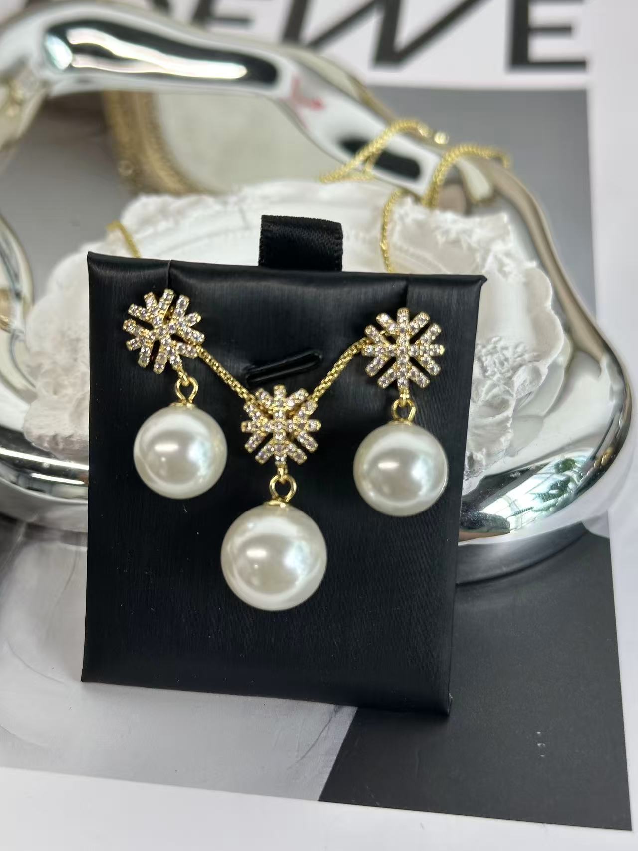 shell pearl sets