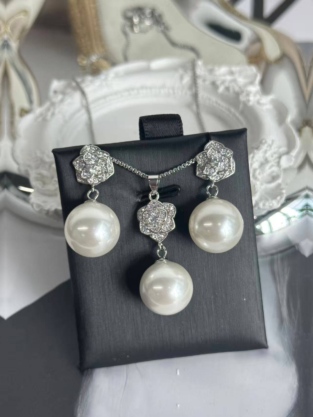 shell pearl sets