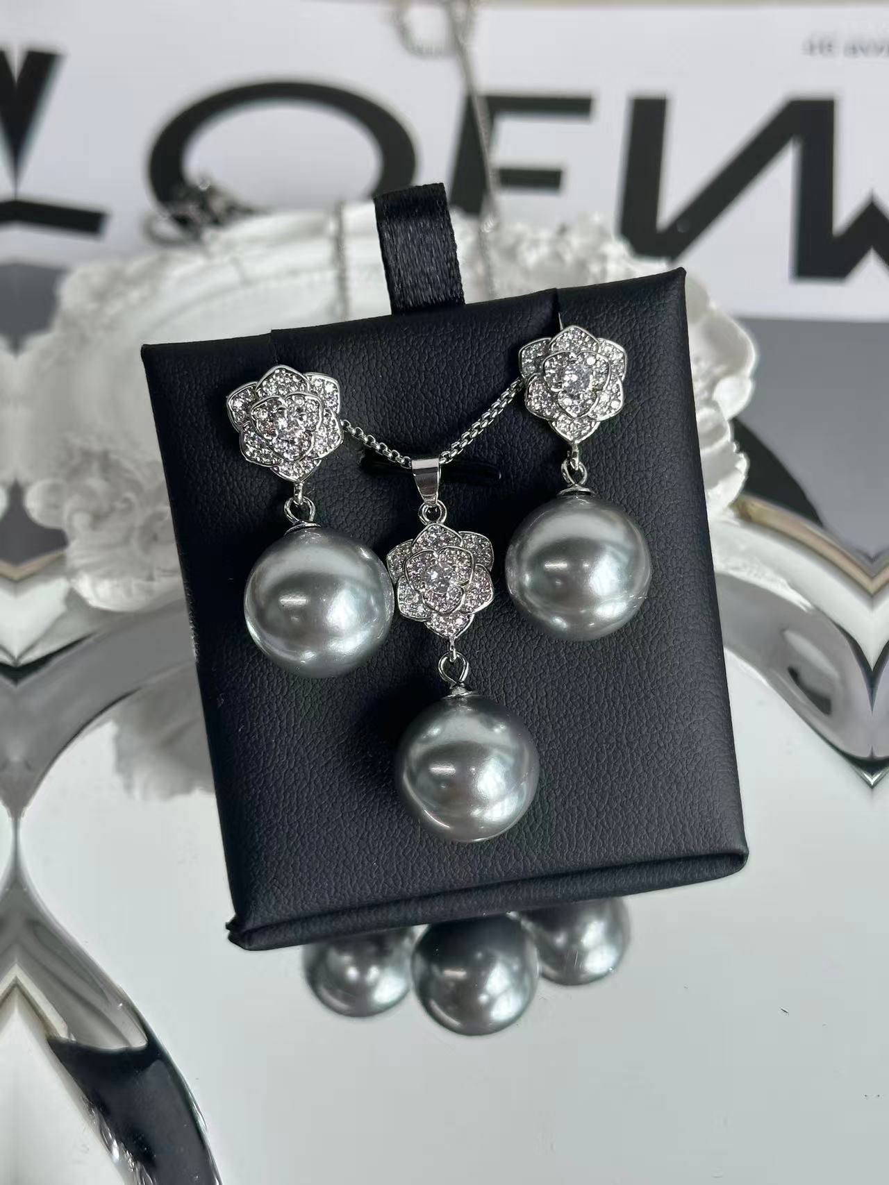 shell pearl sets